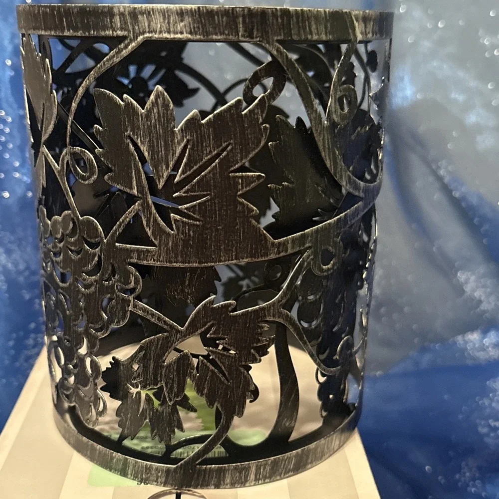 NEW Scentsy Tuscan Grape Vine Warmer Wrap Sleeve Open Box Decorative Cover‎